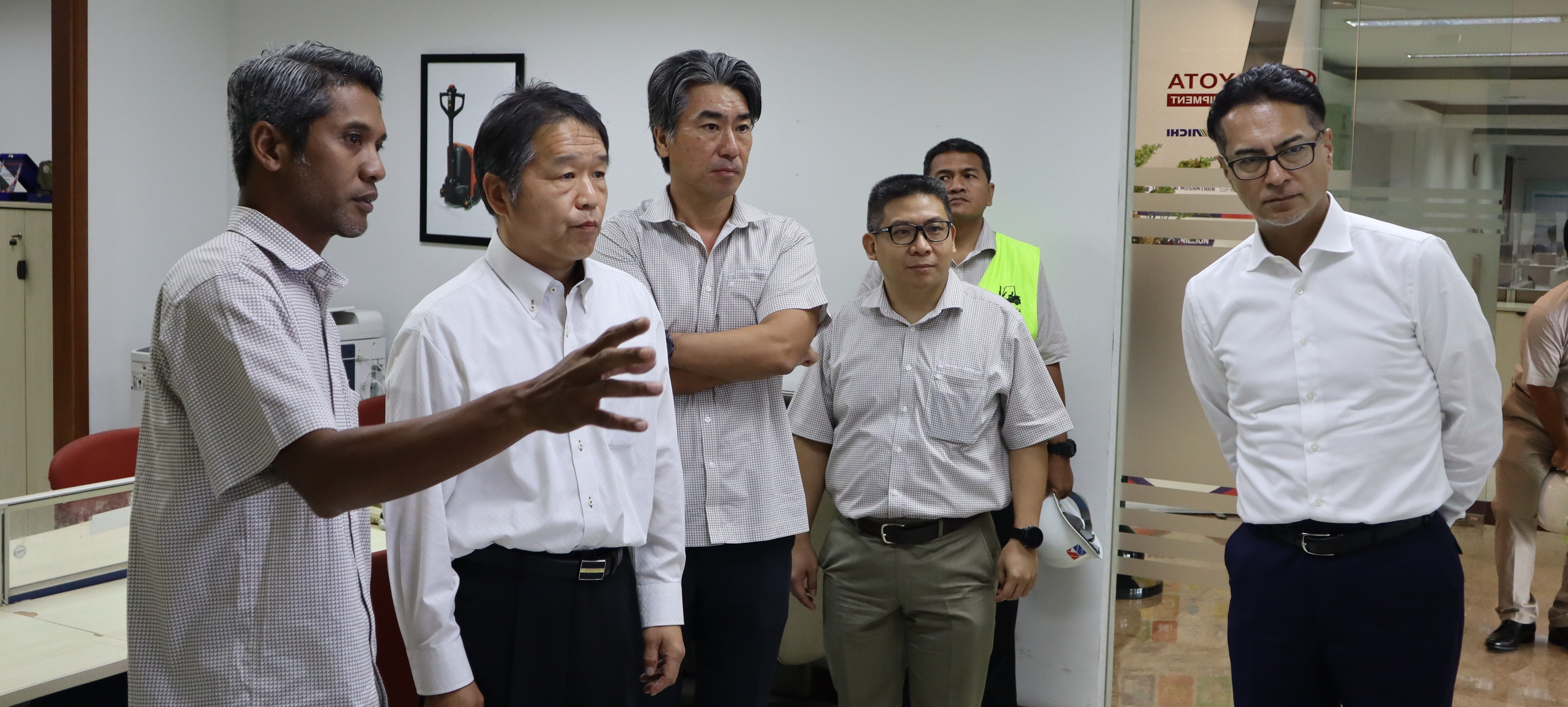 Management visit and facility tour of toyota industries corporation 2